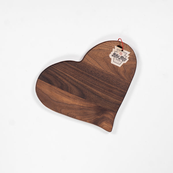 Heart-shaped Walnut Cutting/Charcuterie Board